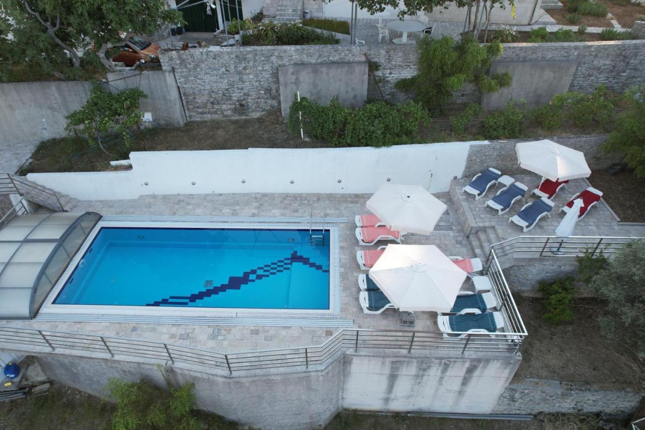 Apartment Bayer Herceg Novi Esterno foto
