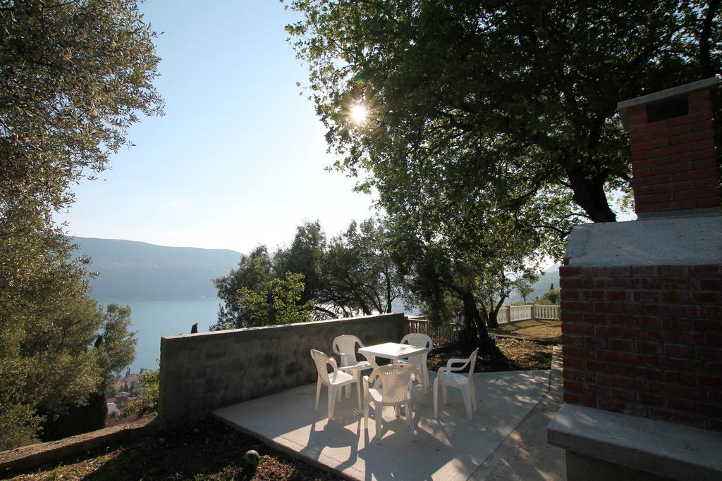 Apartment Bayer Herceg Novi Esterno foto
