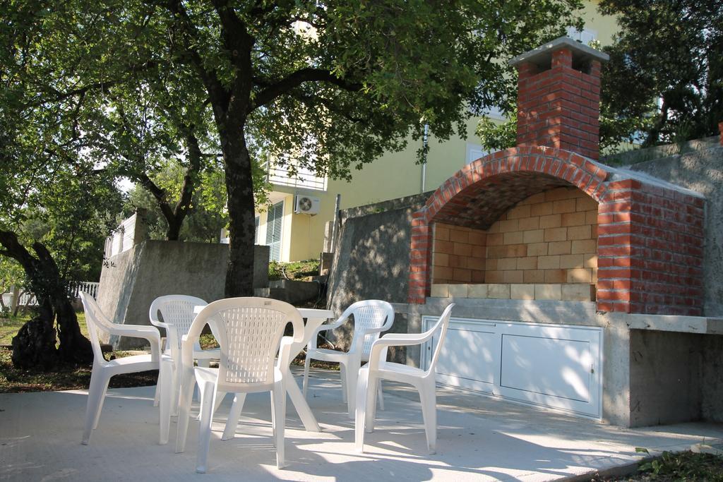 Apartment Bayer Herceg Novi Esterno foto